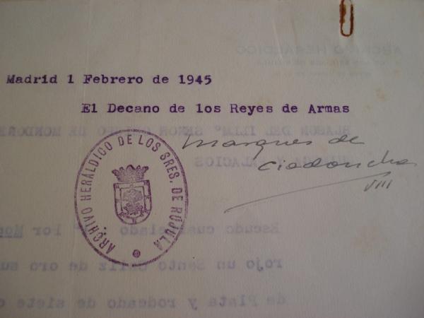 Primeiro blasn do Arcebispo D. Fernando Quiroga Palacios ao ser nomeado Bispo de Mondoedo en 1944. O lote incle unha descricin do escudo, en papel orixinal do Archivo Herldico de los Sres. de Rjula, Reyes de Armas de S. M. (Madrid, febrero, 1945)