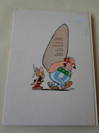 Asterix e Cleopatra (en galego)