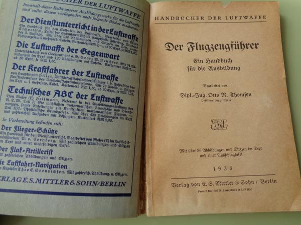 DER FLUGZEUGFRER EIN HANDBUCH FR DIE AUSBILDUNG (El piloto. Un manual para la formacin. Manuales de la Fuerza Area)