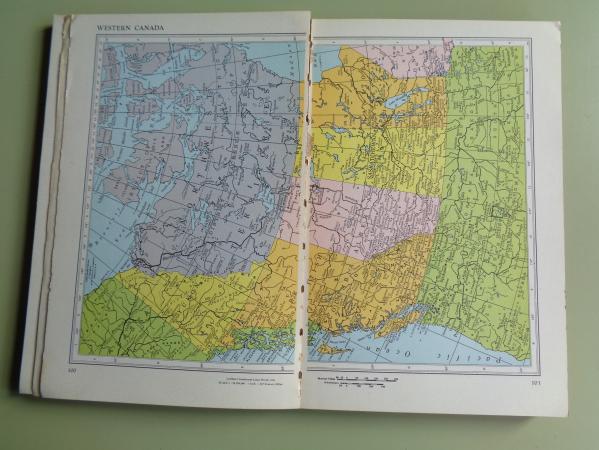 WOLRD ATLAS. Rand McNally-Pocket (A cardinal Edition)