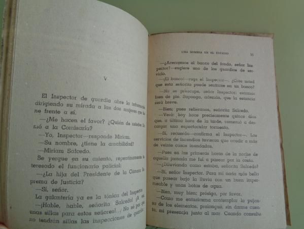 Una sombra en el estadio (La novela deportiva)