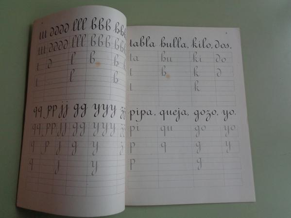 Ejercicios de Caligrafa combinados con las primeras lecciones de lectura, clculo y dibujo. Cuaderno n 7 (4 ejemplares)