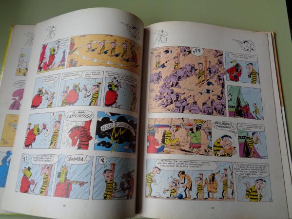 Los Dalton en libertad. Una aventura de Lucky Luke