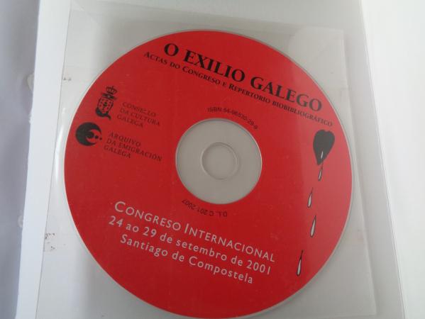 O exilio galego de 1936: Poltica, sociedade, itinerarios (Con CD das Actas do Congreso Internacional O exilio galego, 2001 - Repertorio Bibliogrfico do exilio galego. Unha achega)