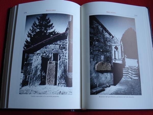 La Iglesia y el Cementerio de Santa Mara a Nova de Noia