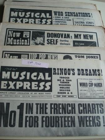 NEW MUSICAL EXPRESS. 14 NMEROS 1966. LONDON (UK)