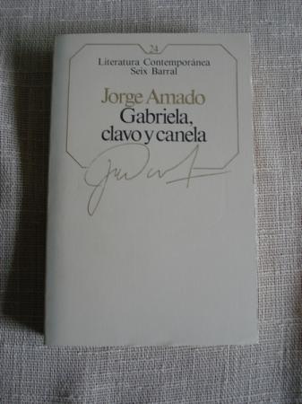 Gabriela, clavo y canela