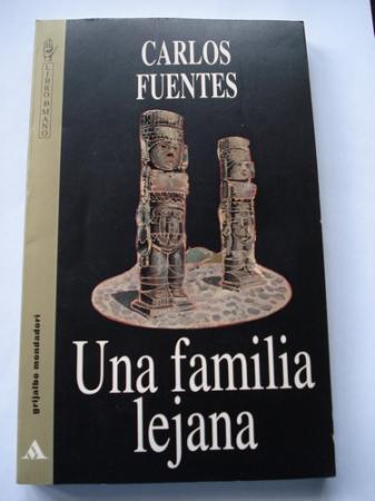 Una familia lejana