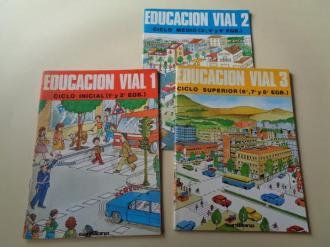 Educacin vial 1(Ciclo inicial, 1 y 2 EGB) / Educacin vial 2 (Ciclo medio. 3, 4 y 5 EGB) / Educacin vial 3 (Ciclo superior. 6, 7 y 8 EGB) Santillana, 1980 - Ver os detalles do produto
